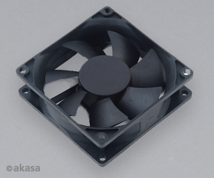 ventil�tor Akasa - 8 cm - Paxfan �ern� - tich�