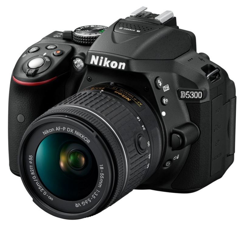 NIKON D5300 + AF-P 18-55 VR BLACK