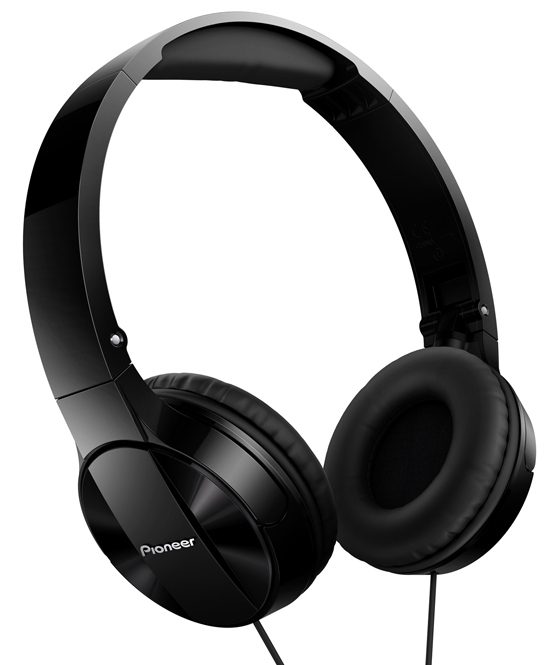 Pioneer n�hlavn� sluch�tka �ern�