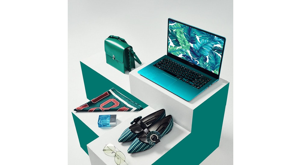 ASUS