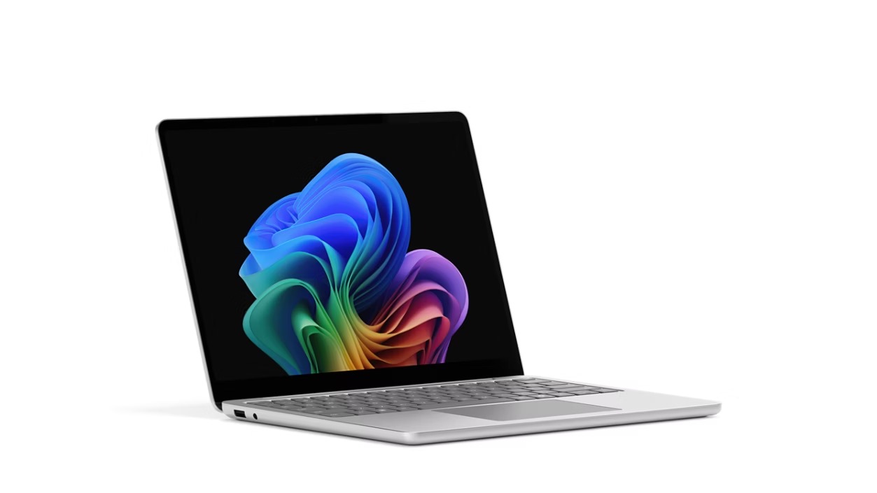 Microsoft Surface Laptop 13'' (1. edice)/U5-325/13''/1920x1280/T/24GB/512GB/Intel int/W11P/Platinum/2R
