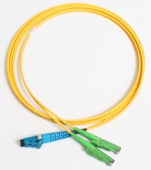 Patchcord FO duplex E2000/APC-LC 9/125um SM 1m, OS2