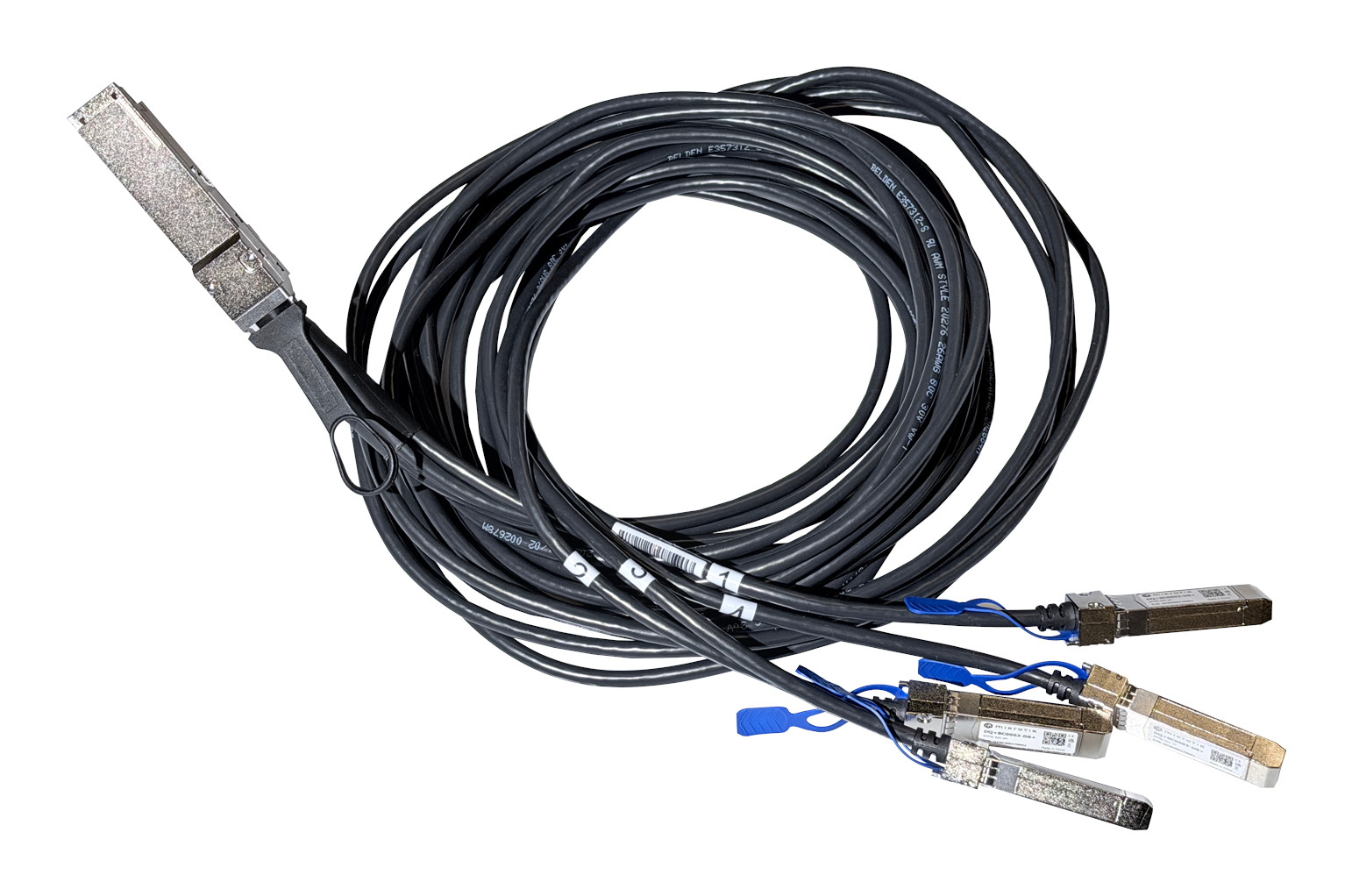 MikroTik DQ+BC0003-DS+, QSFP56 break-out cable