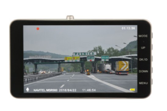 NAVITEL MSR900 autokamera s odolným kovovým tělem